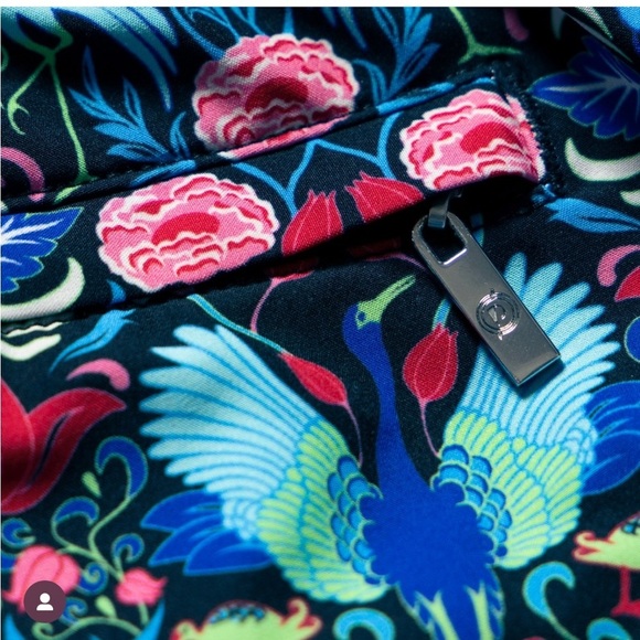 PANGEA Men’s boardshorts swim trunks XL
Pelican tropical Hawaiian floral art - Picture 3 of 10